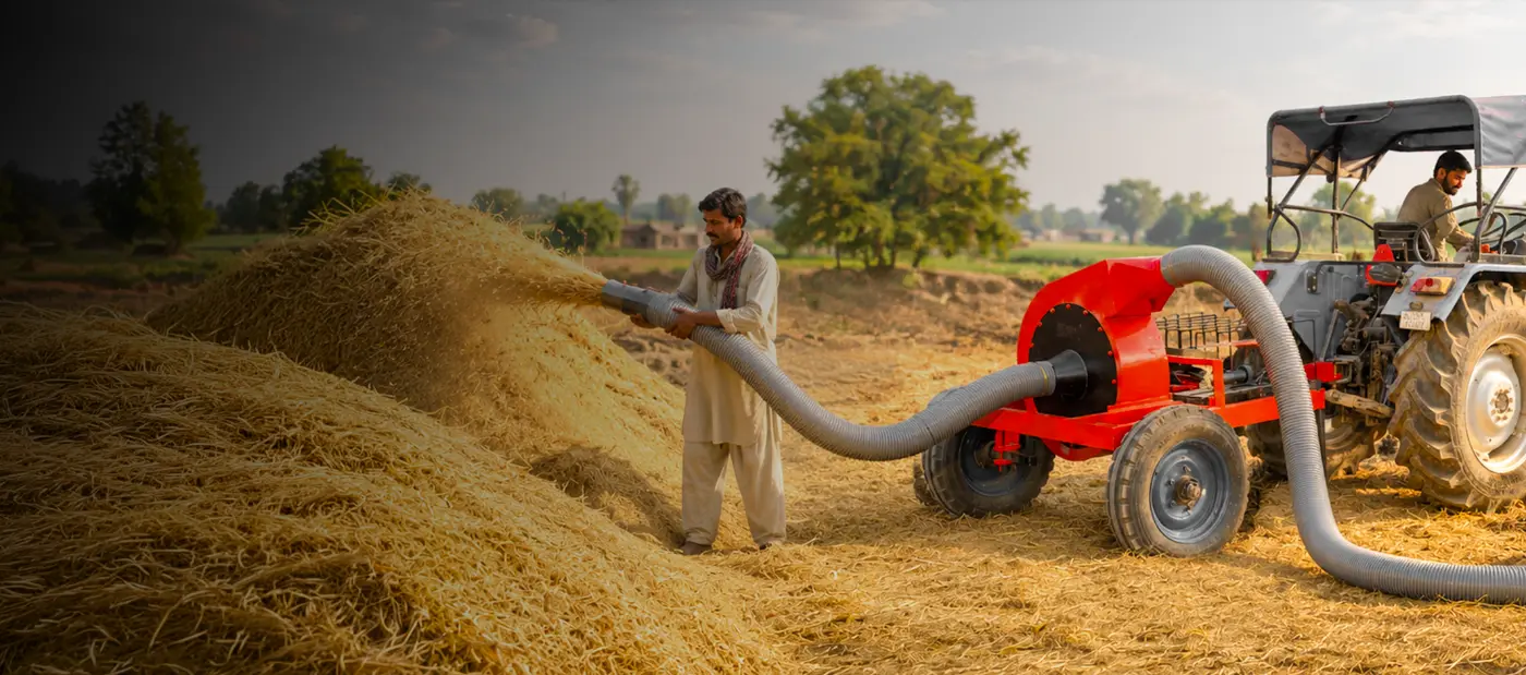 Sunidhi straw loader demonstrating precision technology